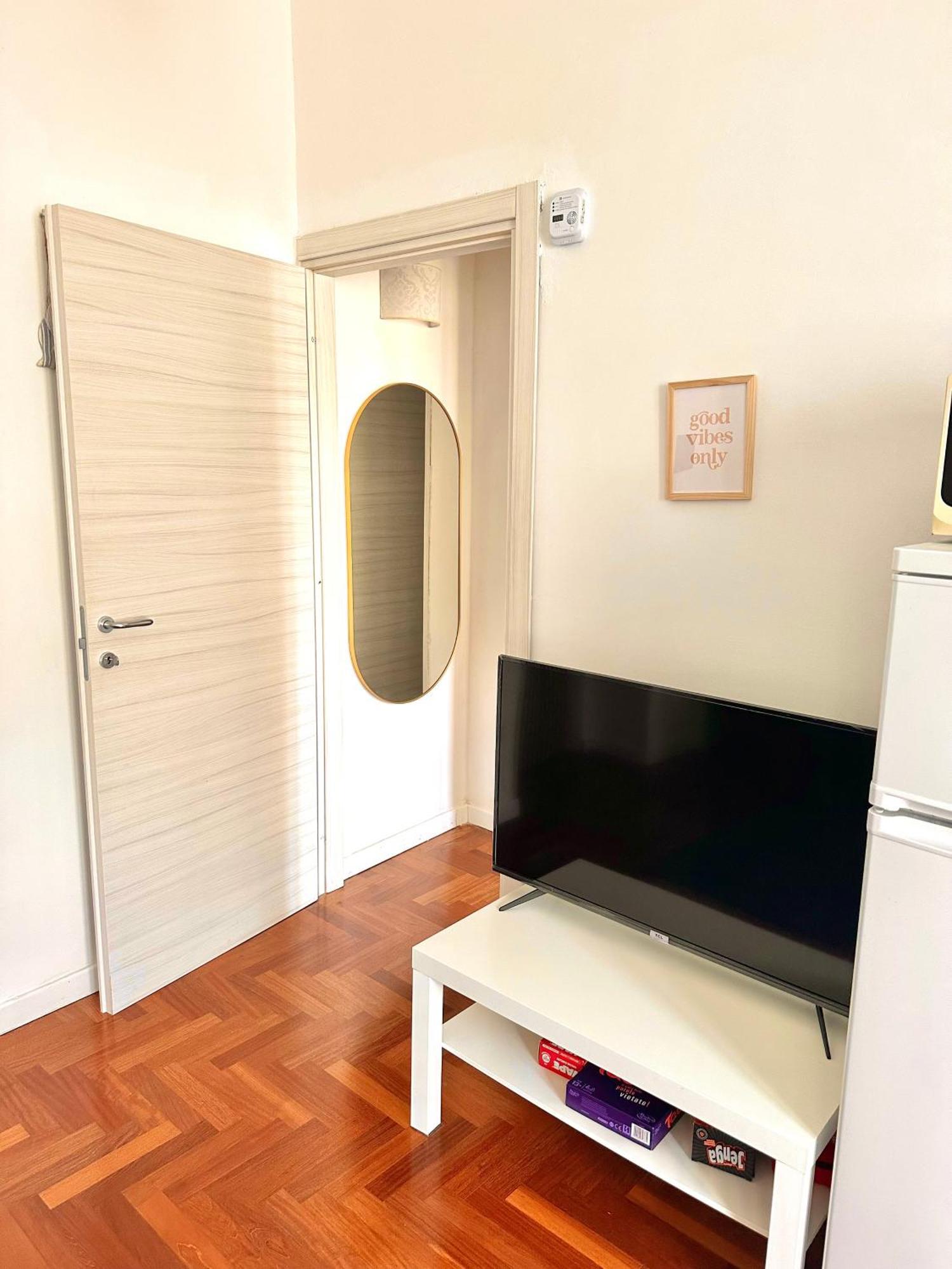 Materdei Apartments Naples Luaran gambar