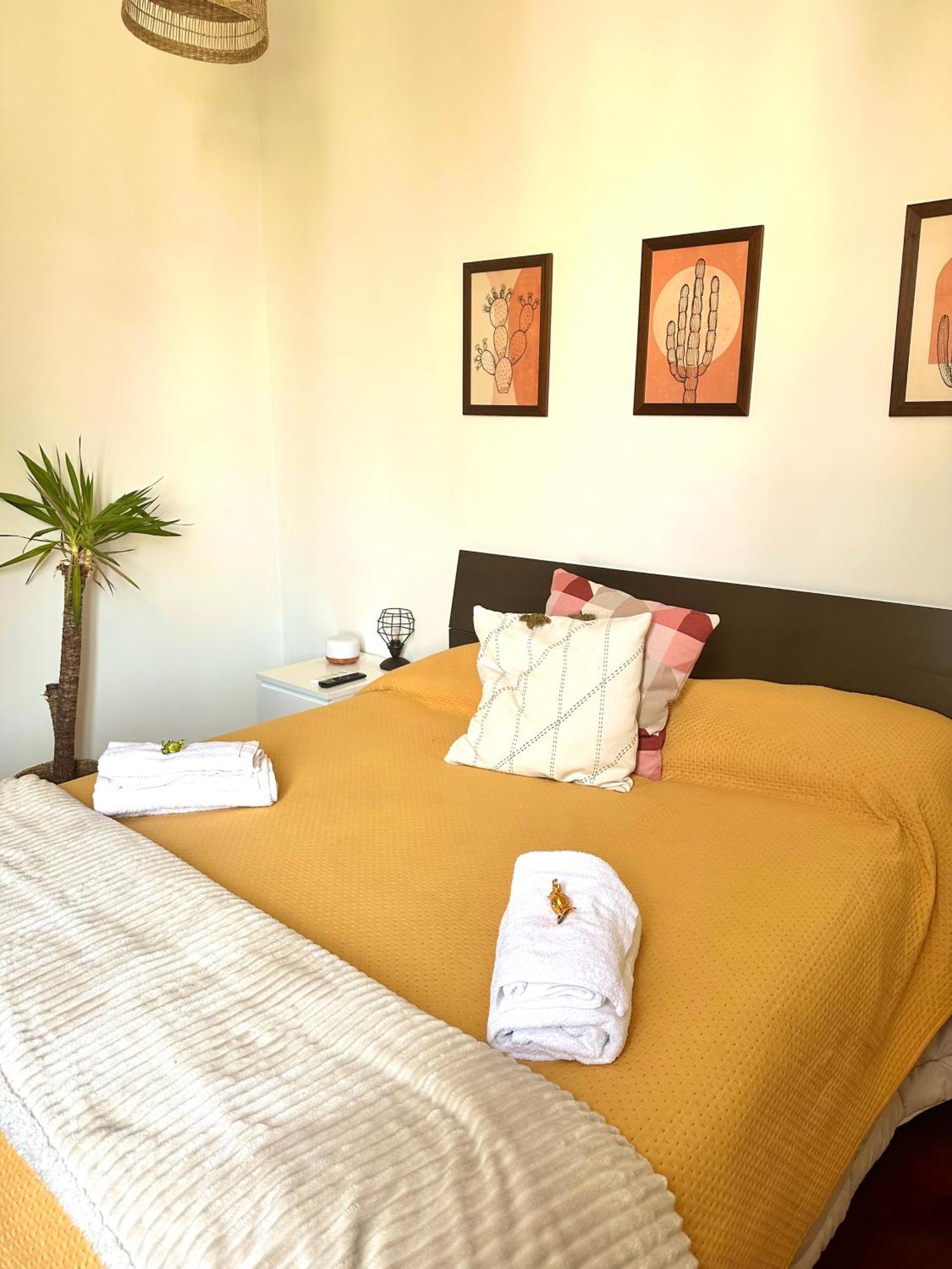 Materdei Apartments Naples Luaran gambar