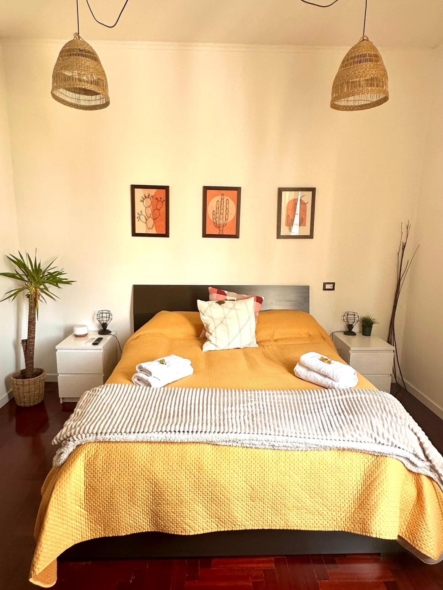 Materdei Apartments Naples Luaran gambar